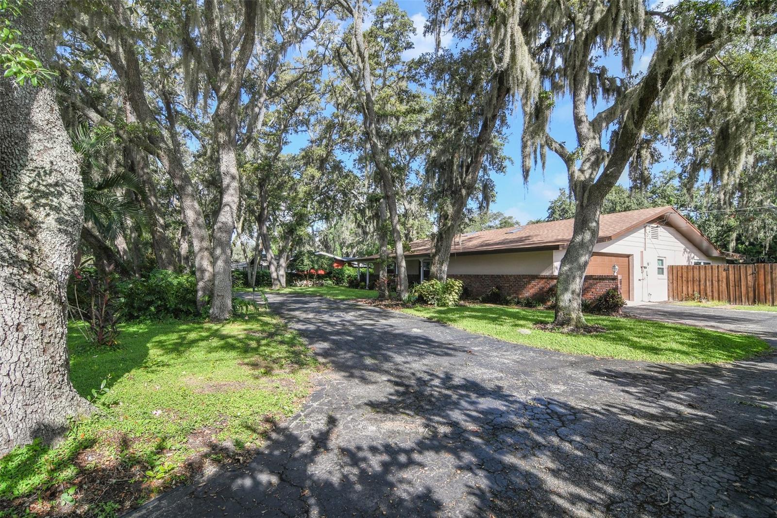 1501 ORANOLE ROAD, Maitland, FL 32751 1501 ORANOLE ROAD, Maitland, FL 32751