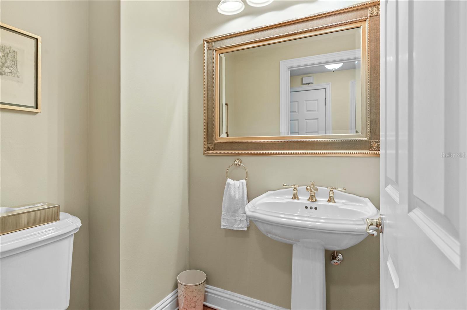 200 S INTERLACHEN AVENUE, #350, Winter Park, FL 32789