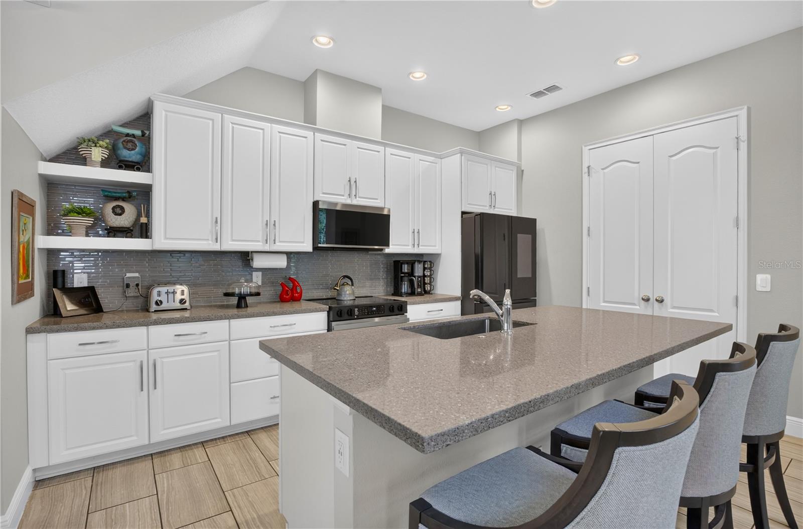 8163 UPPER PERSE CIRCLE, Orlando, FL 32827