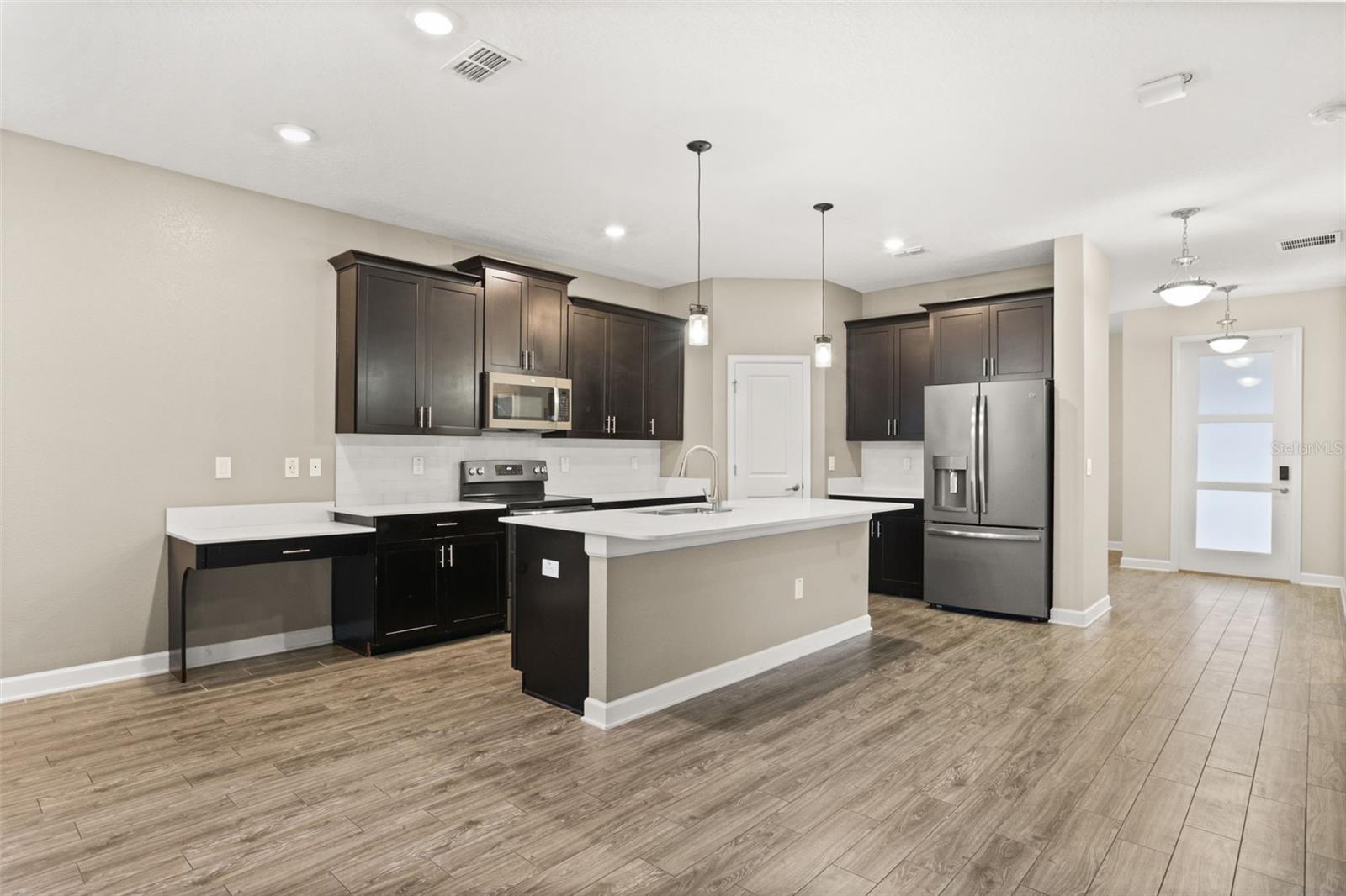 7608 SUMMERLAKE GROVES ST, Winter Garden, FL 34787