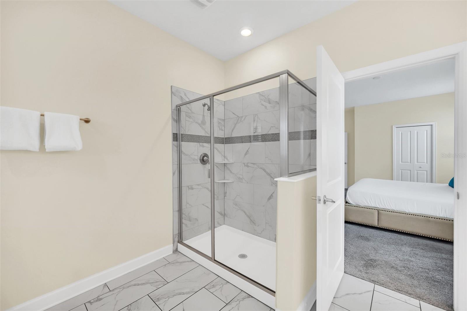 1652 MOON VALLEY DRIVE, Davenport, FL 33896