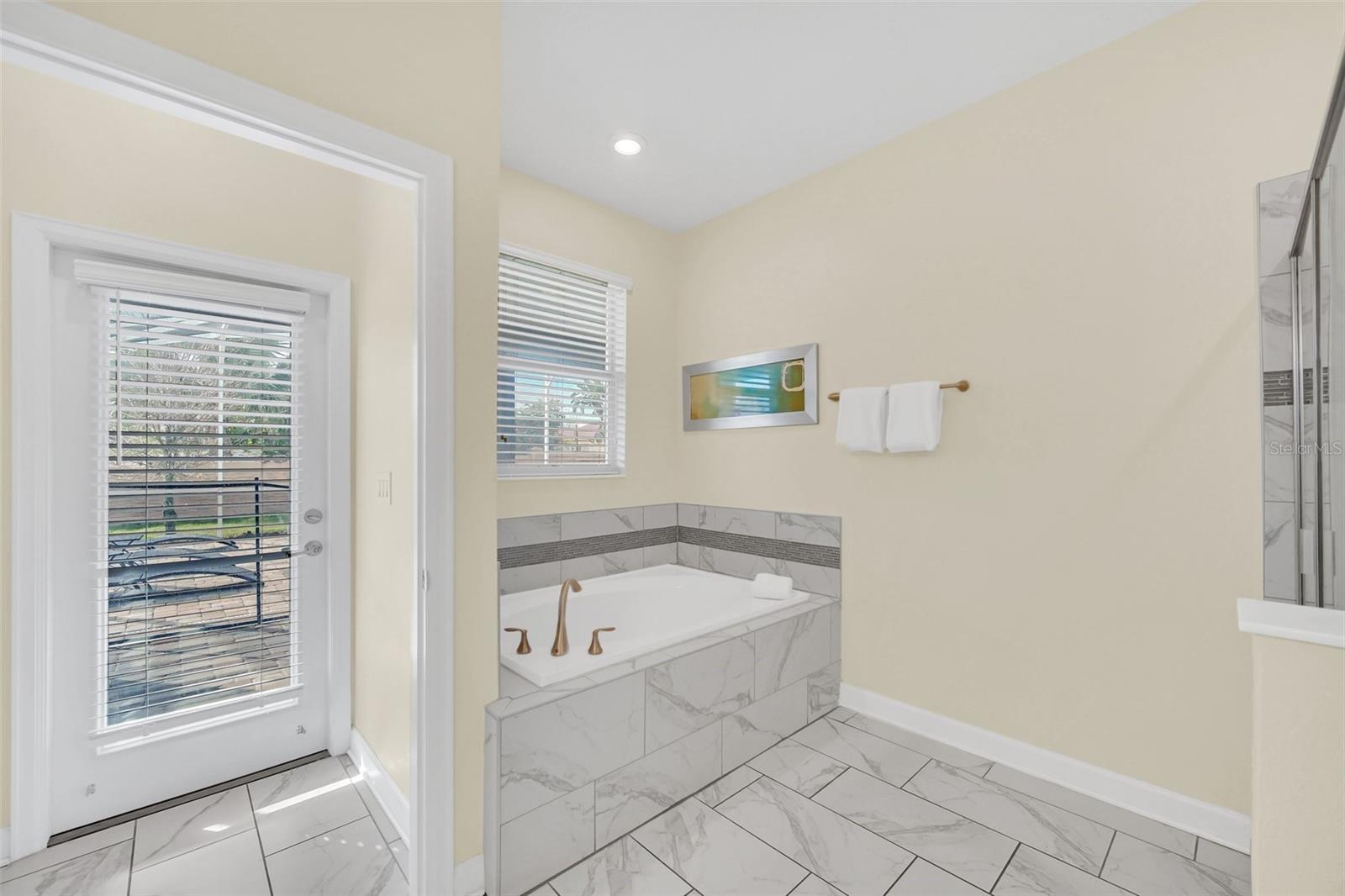 1652 MOON VALLEY DRIVE, Davenport, FL 33896