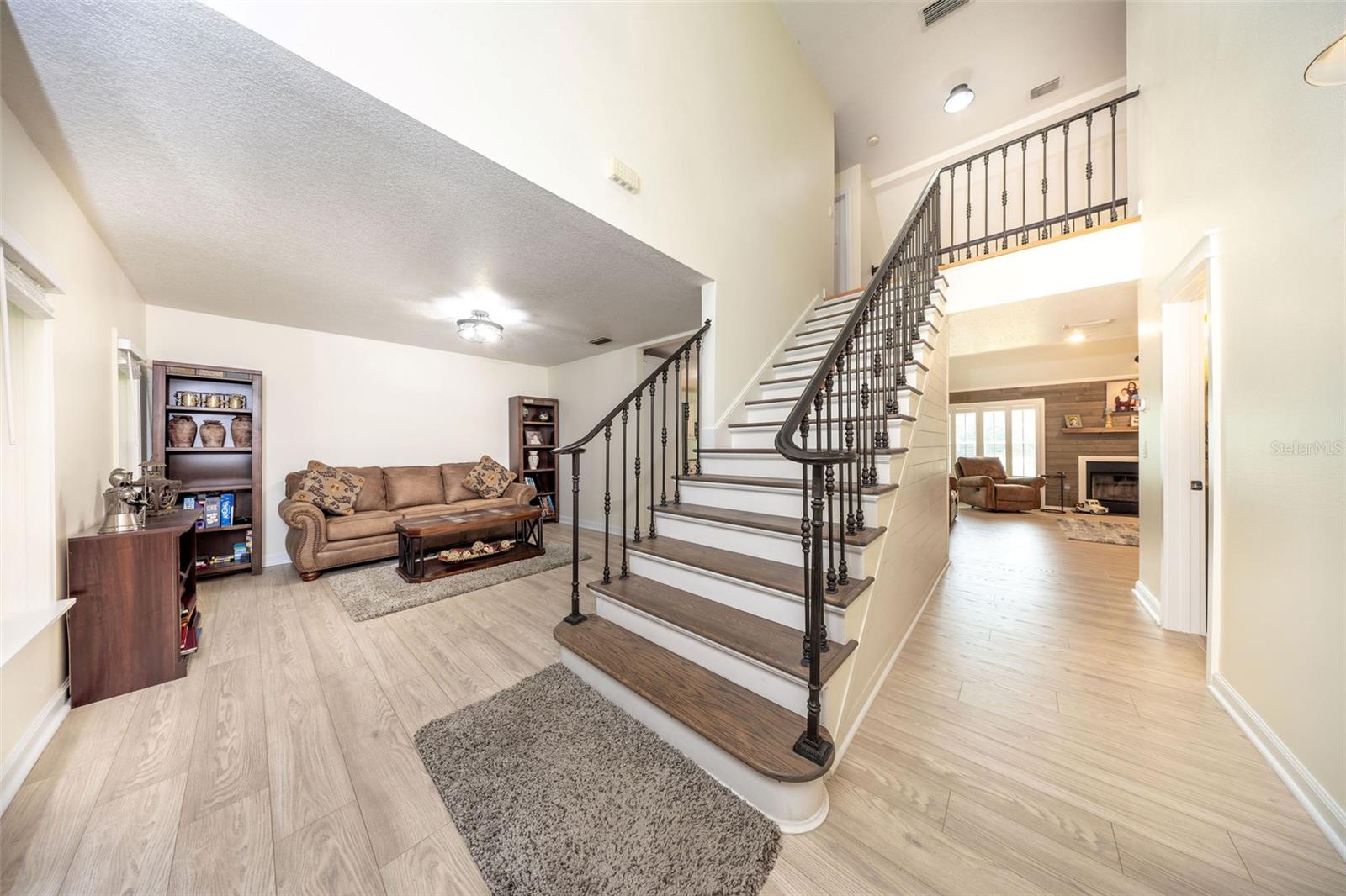 315 N ORANGE AVENUE, Sanford, FL 32771