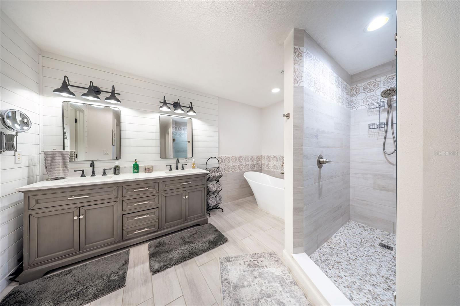 315 N ORANGE AVENUE, Sanford, FL 32771