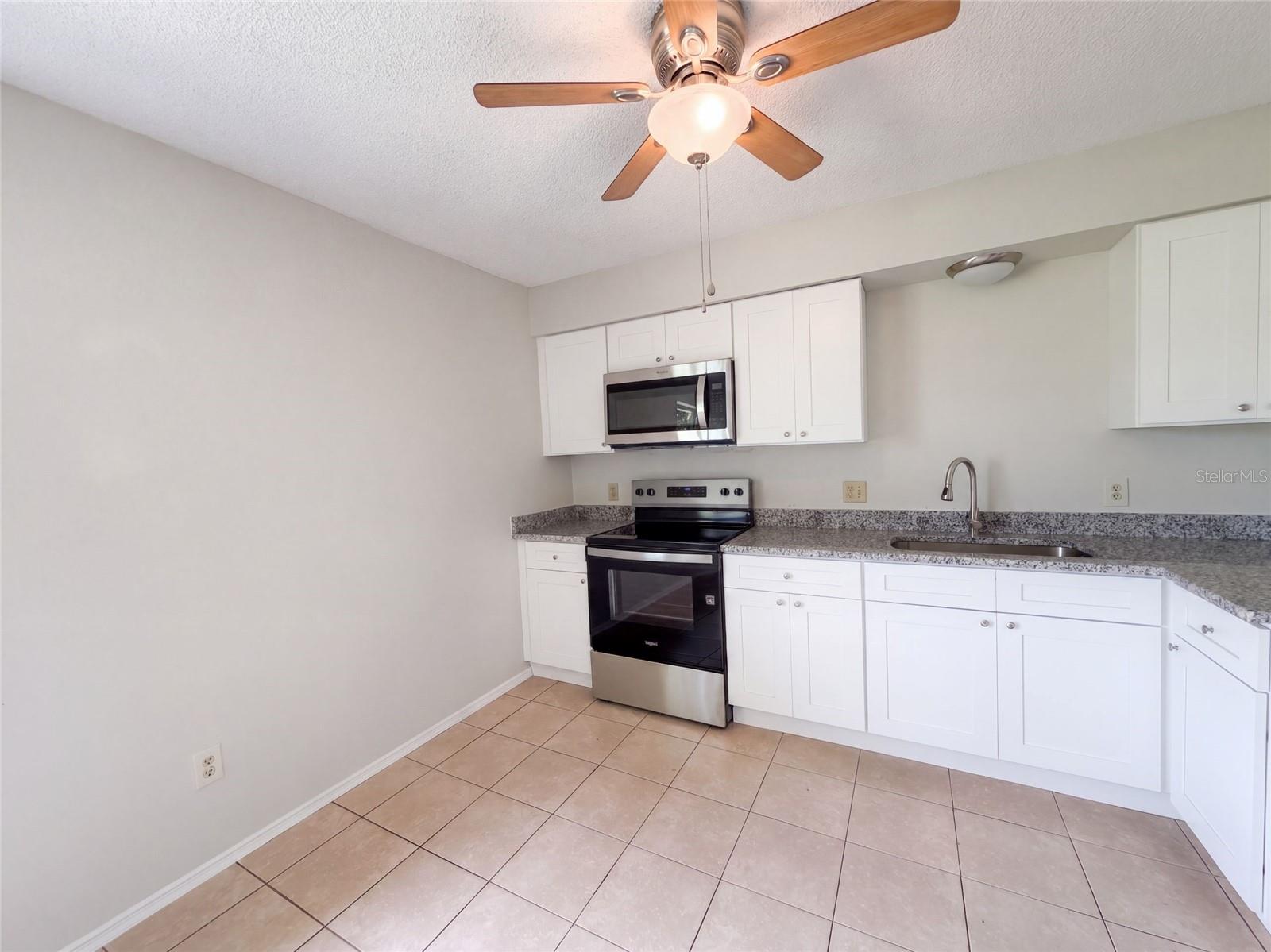 1262 PADGETT CIRCLE, Lady Lake, FL 32159