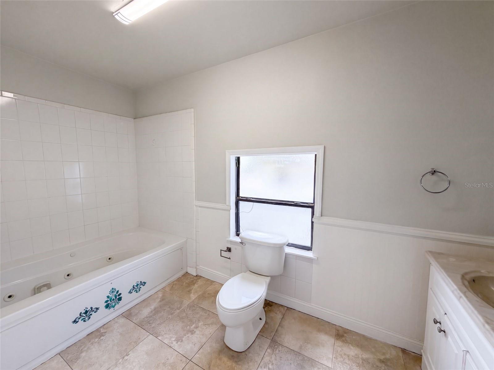 3225 CLEVELAND HEIGHTS BOULEVARD, Lakeland, FL 33803