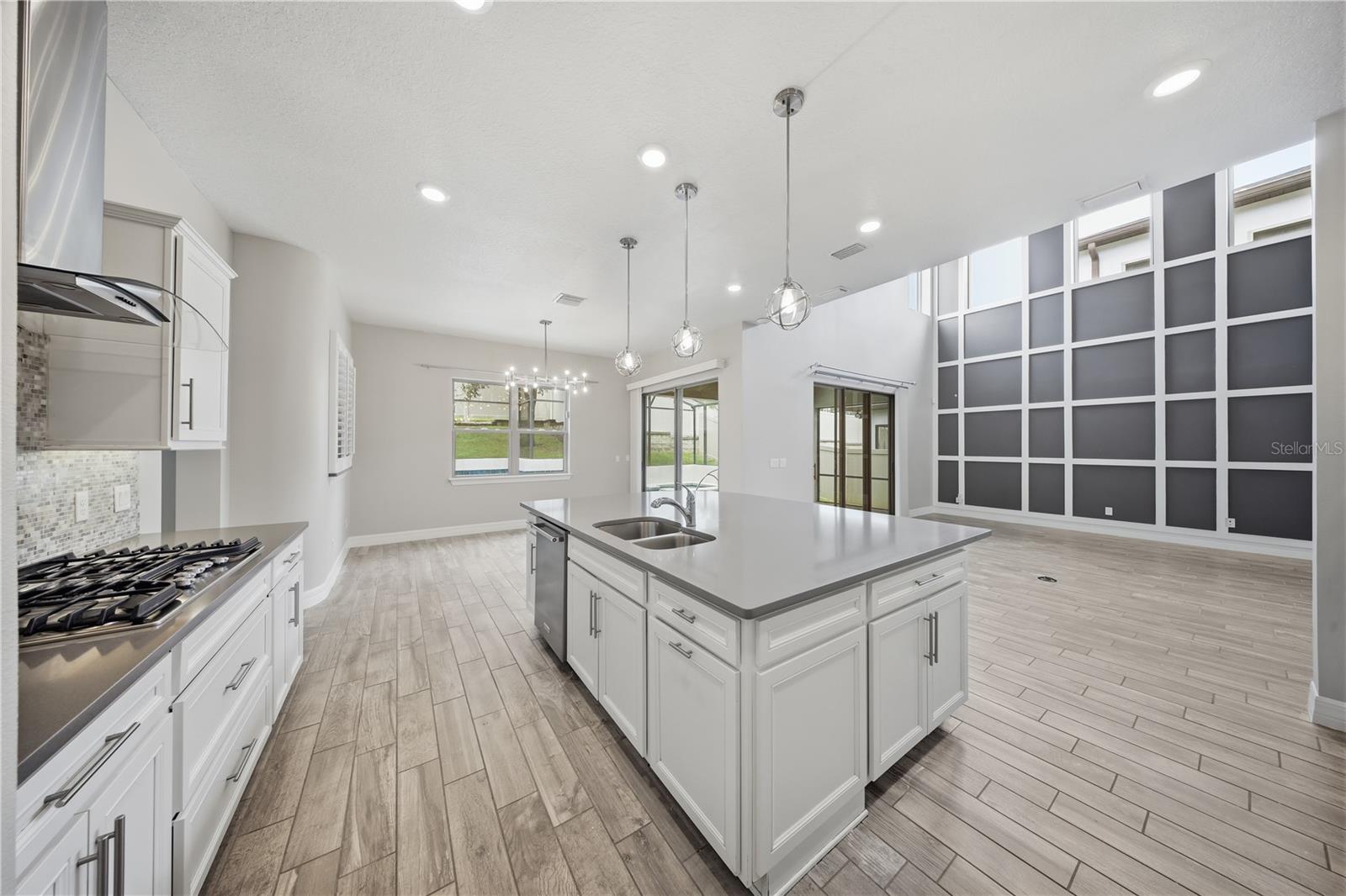 1272 PATTERSON TERRACE, Lake Mary, FL 32746