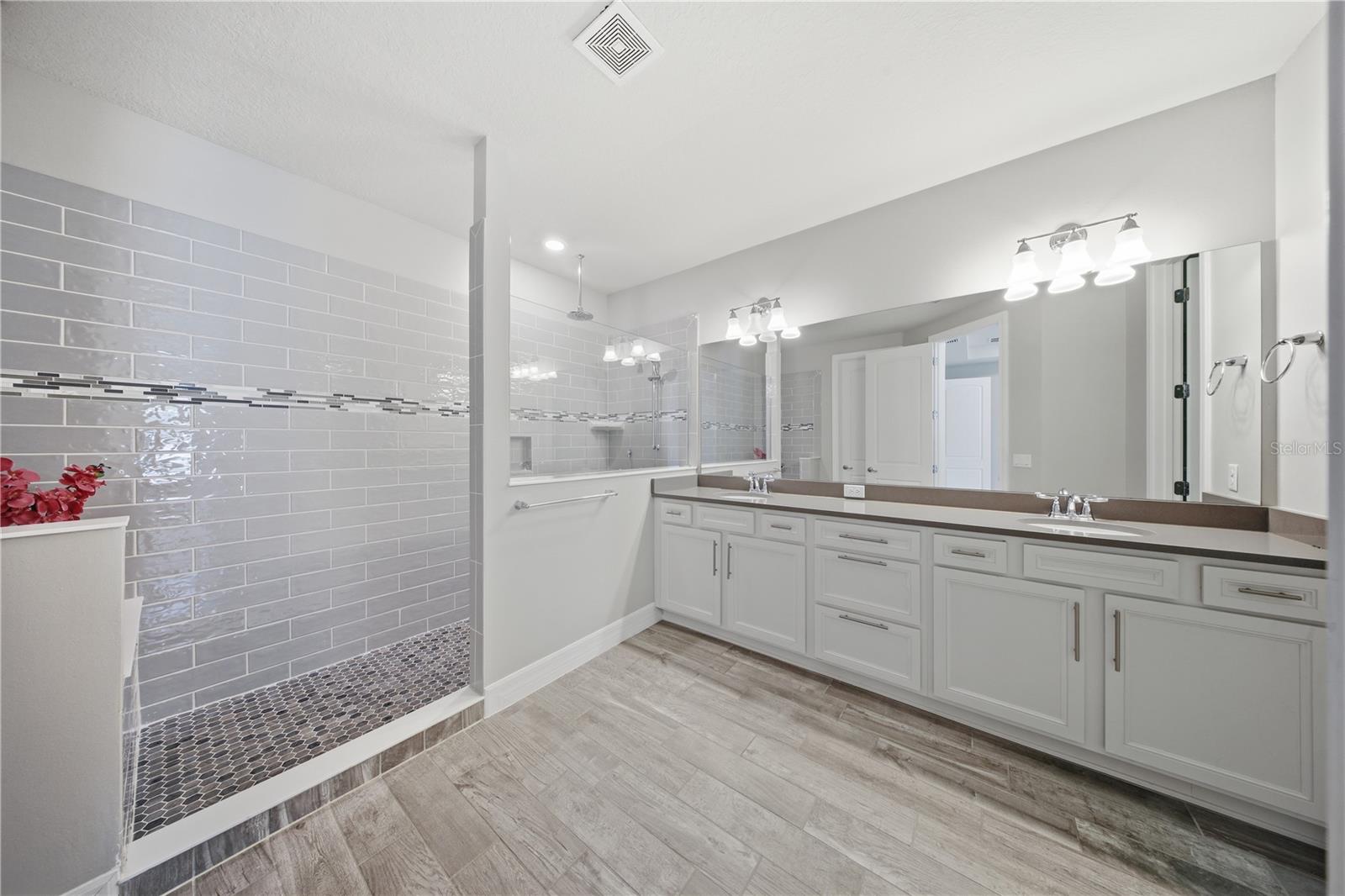 1272 PATTERSON TERRACE, Lake Mary, FL 32746