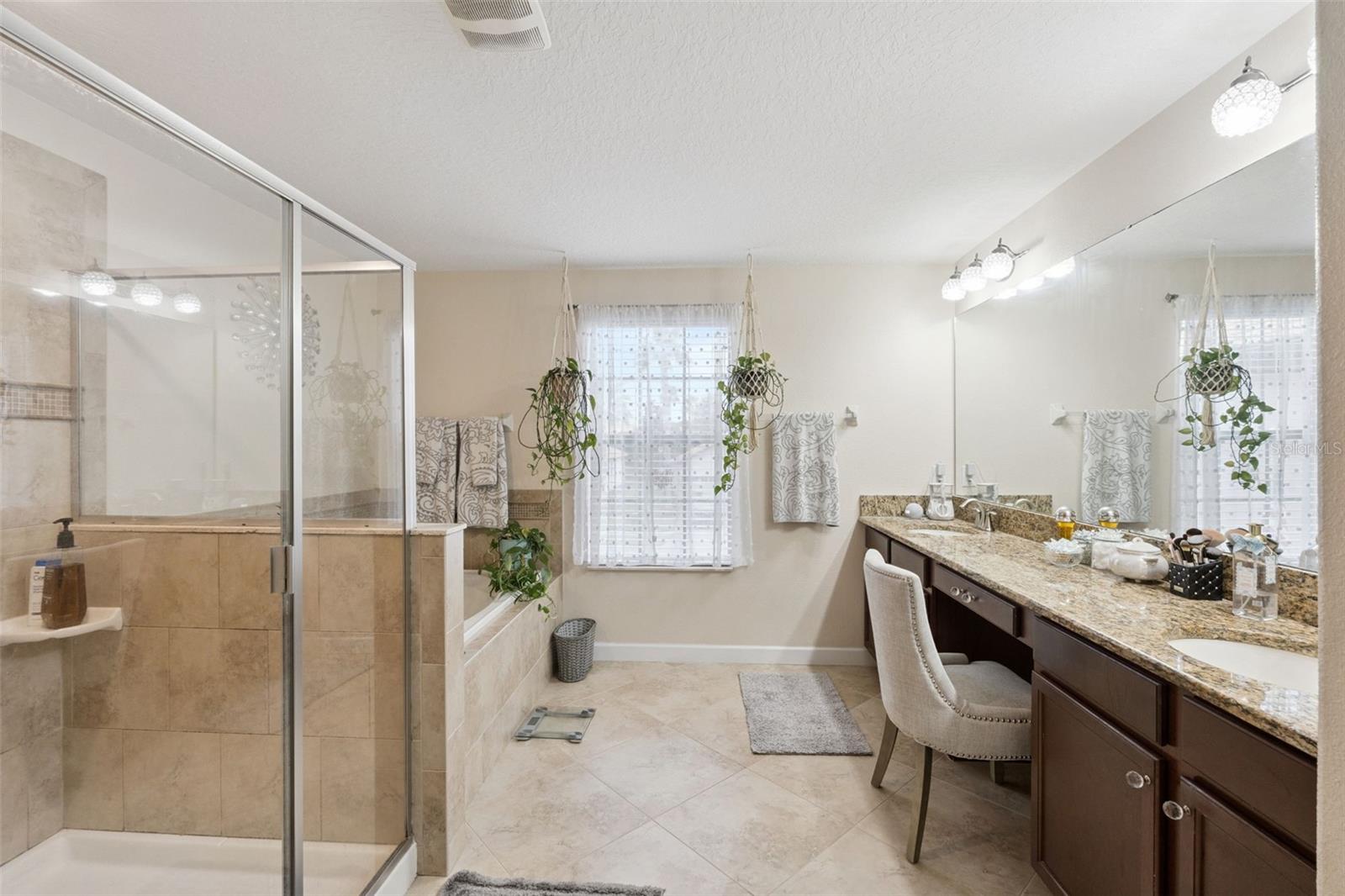 1319 GLENEAGLES LANE, Davenport, FL 33896