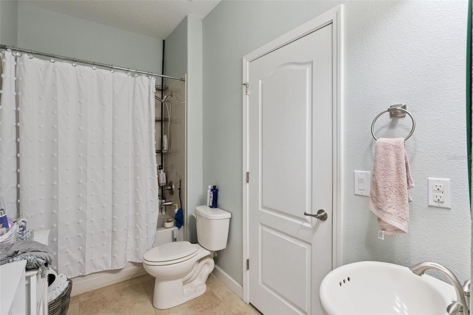 1319 GLENEAGLES LANE, Davenport, FL 33896