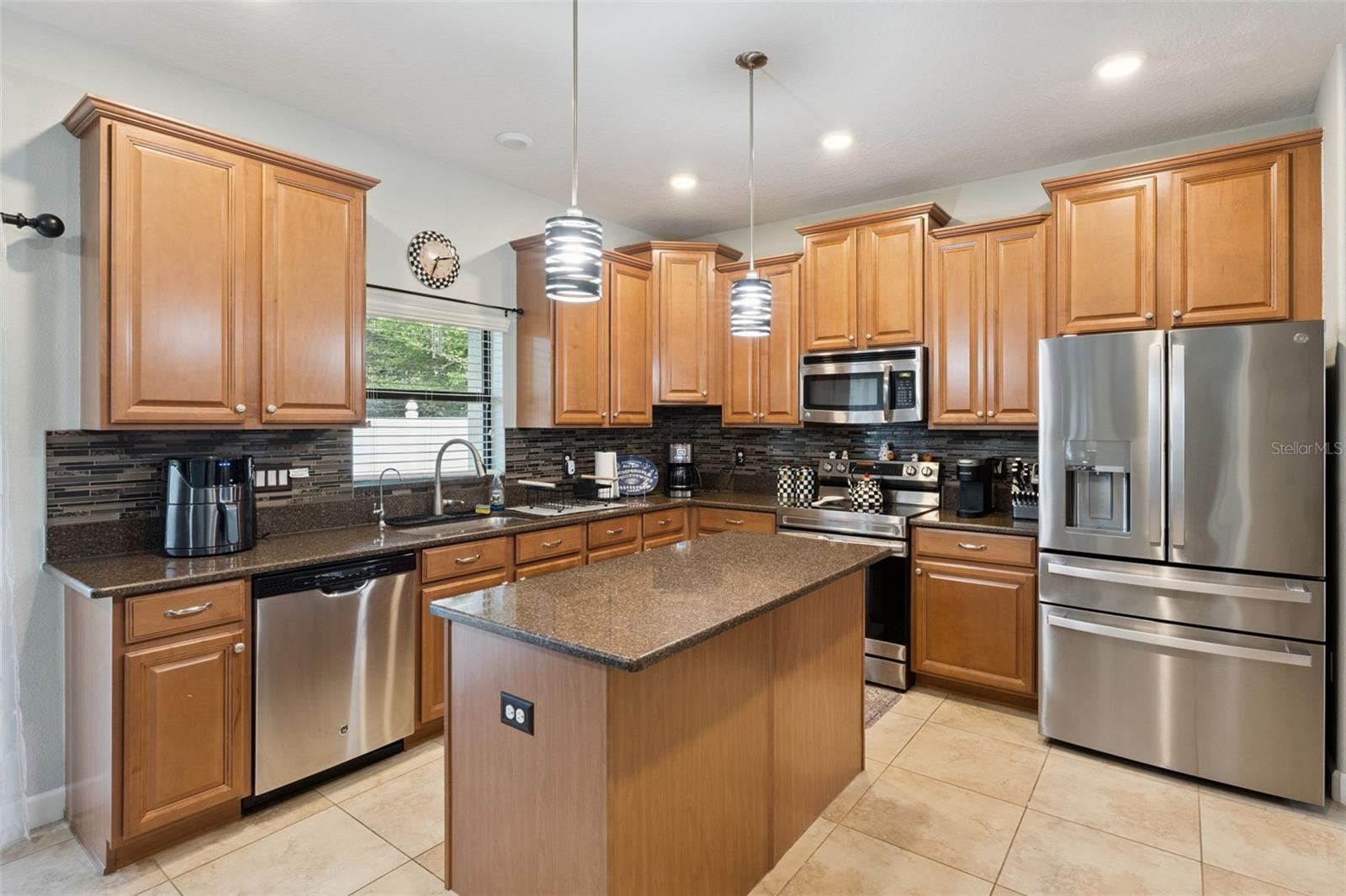 1319 GLENEAGLES LANE, Davenport, FL 33896
