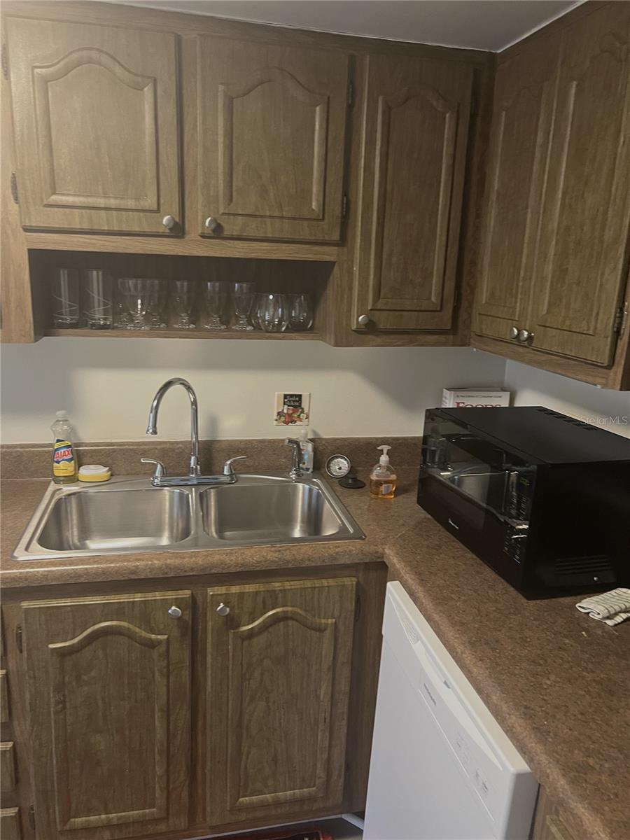 333 LAKE HOWARD DRIVE NW, #302B, Winter Haven, FL 33880