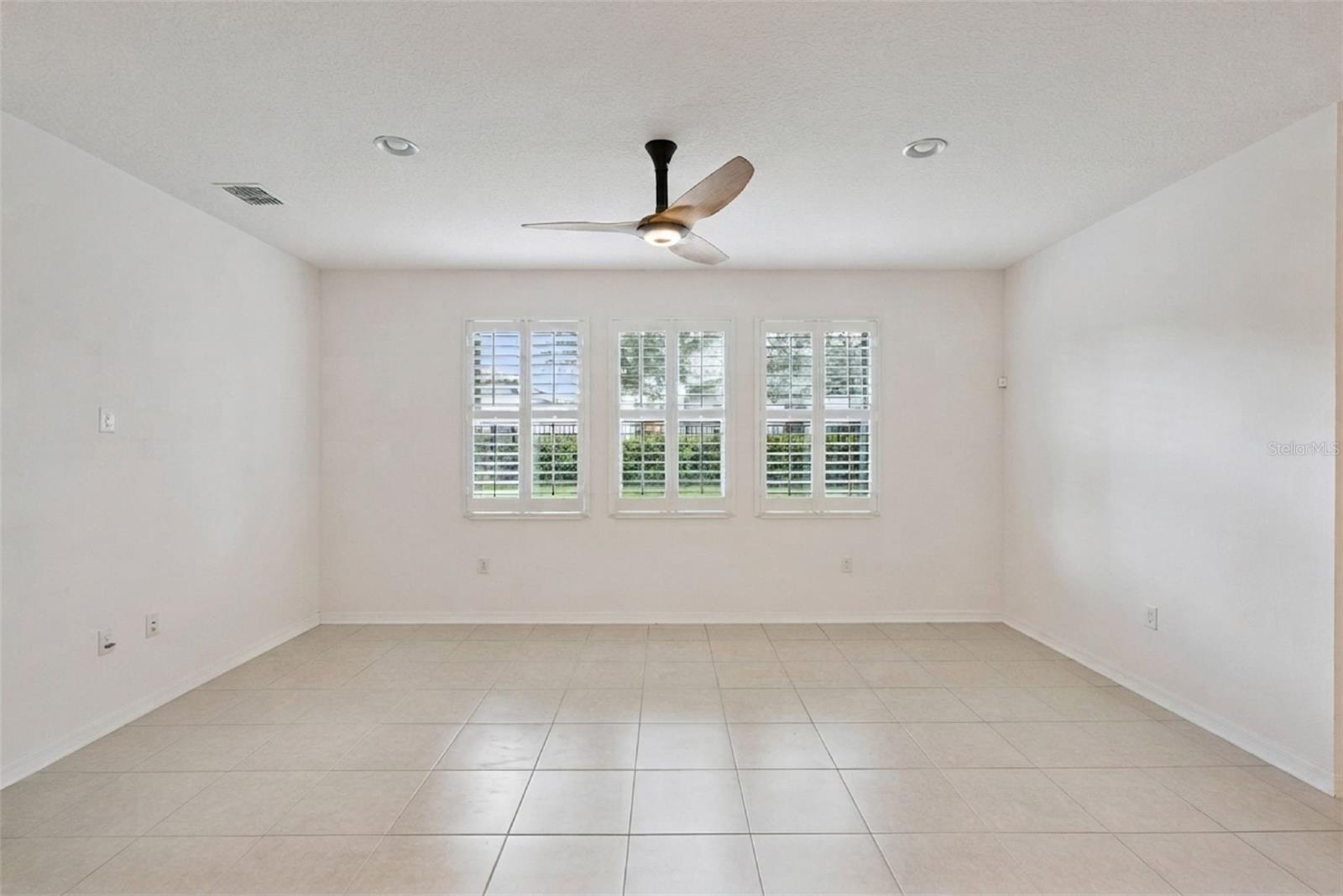 211 LUGANO WAY, Debary, FL 32713