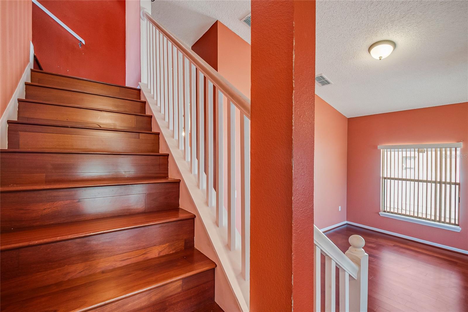 Staircase with railing