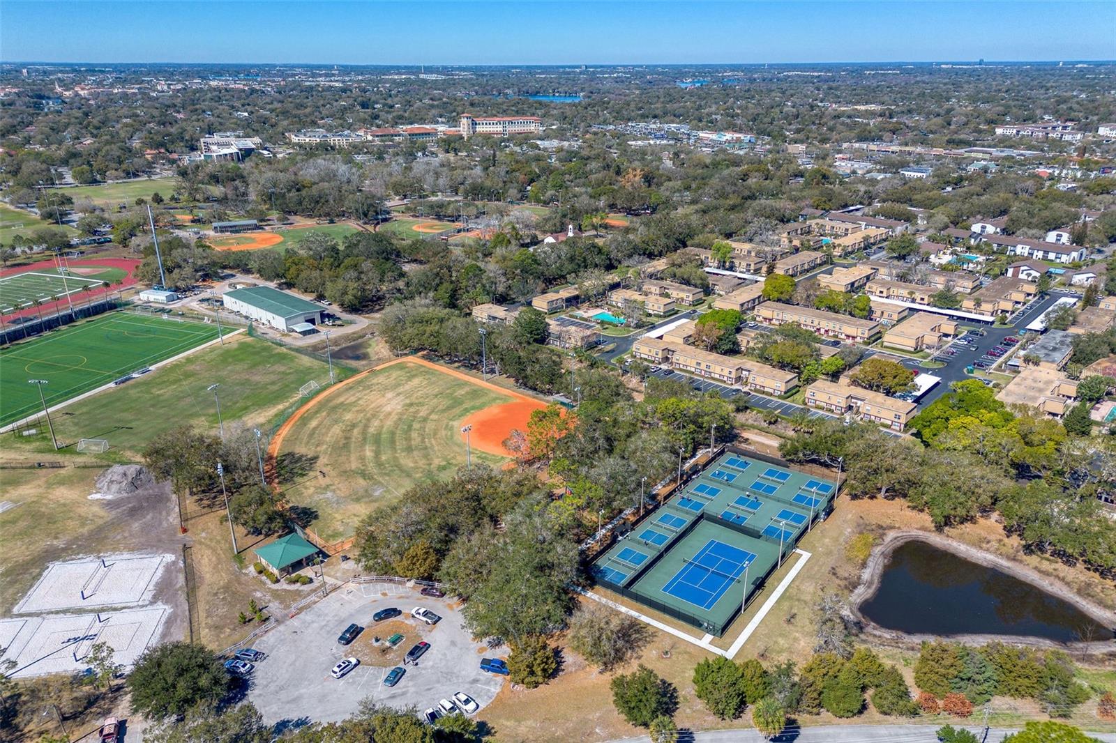 Tennis/Pickleball Courts