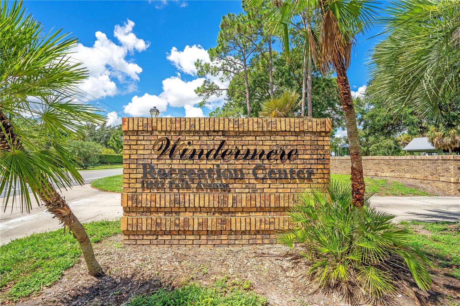 515 W 2ND AVENUE, Windermere, FL 34786