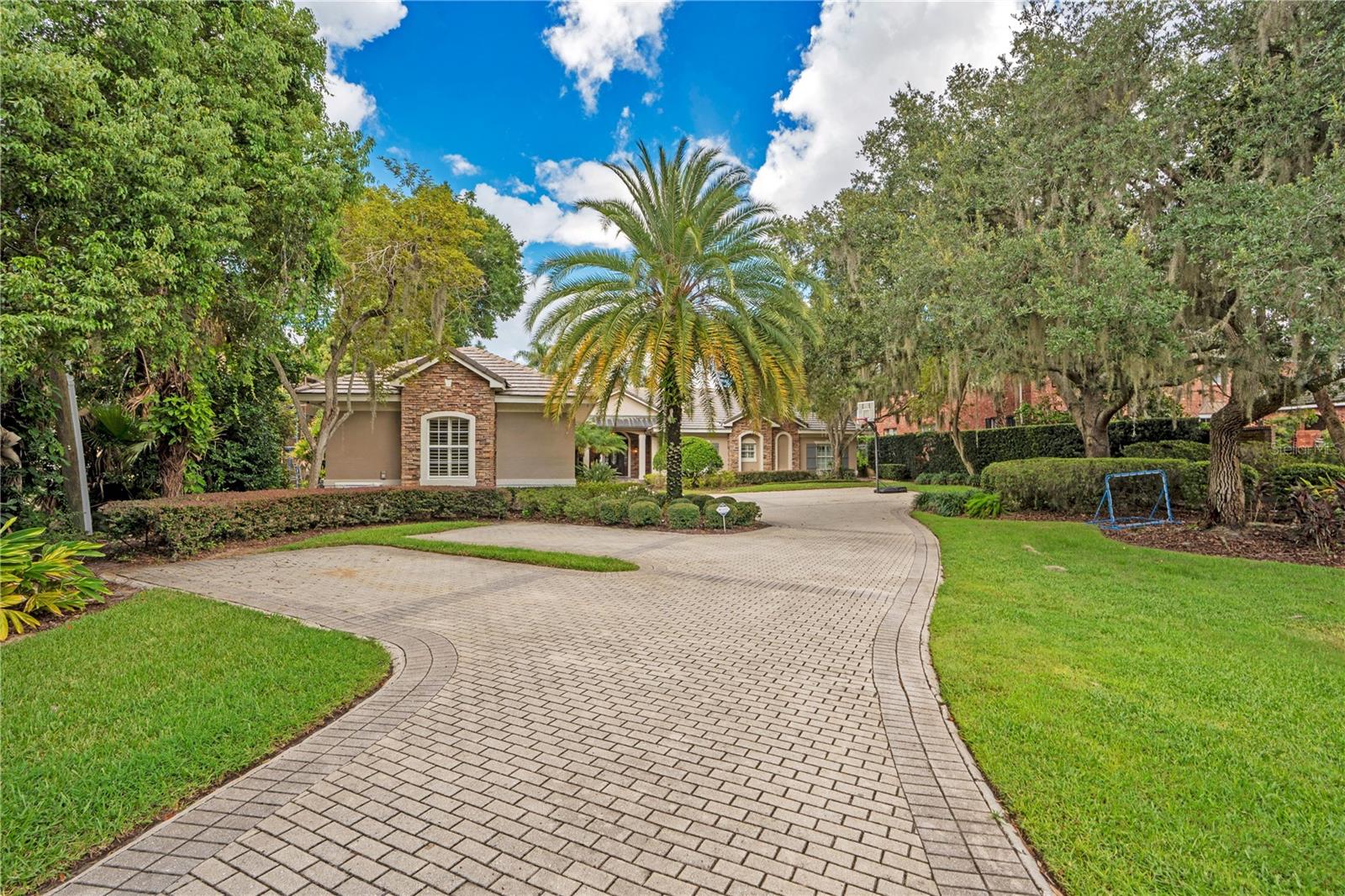 515 W 2ND AVENUE, Windermere, FL 34786