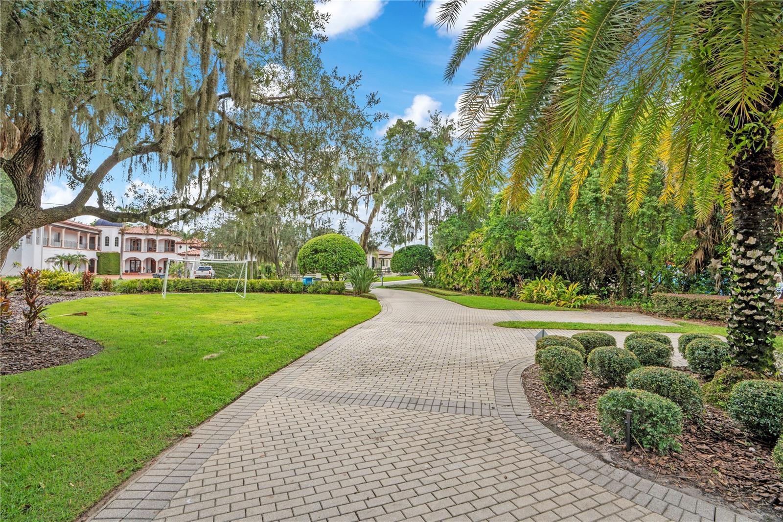 515 W 2ND AVENUE, Windermere, FL 34786