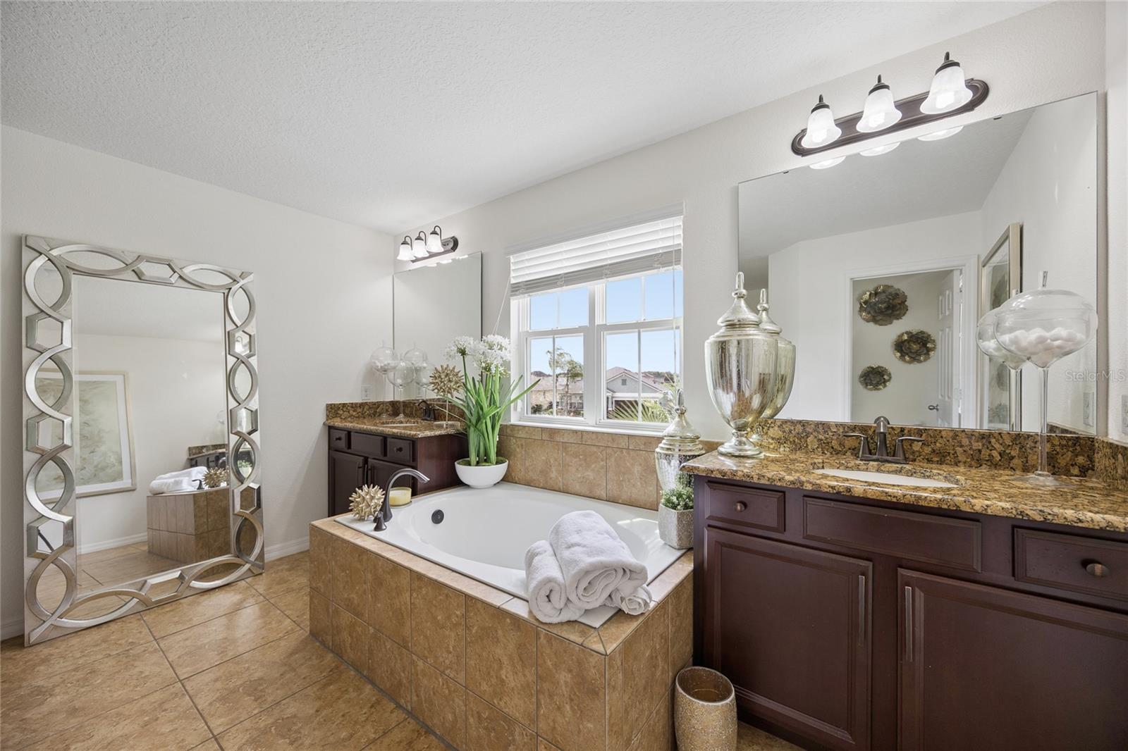3899 MT VERNON WAY, Kissimmee, FL 34741