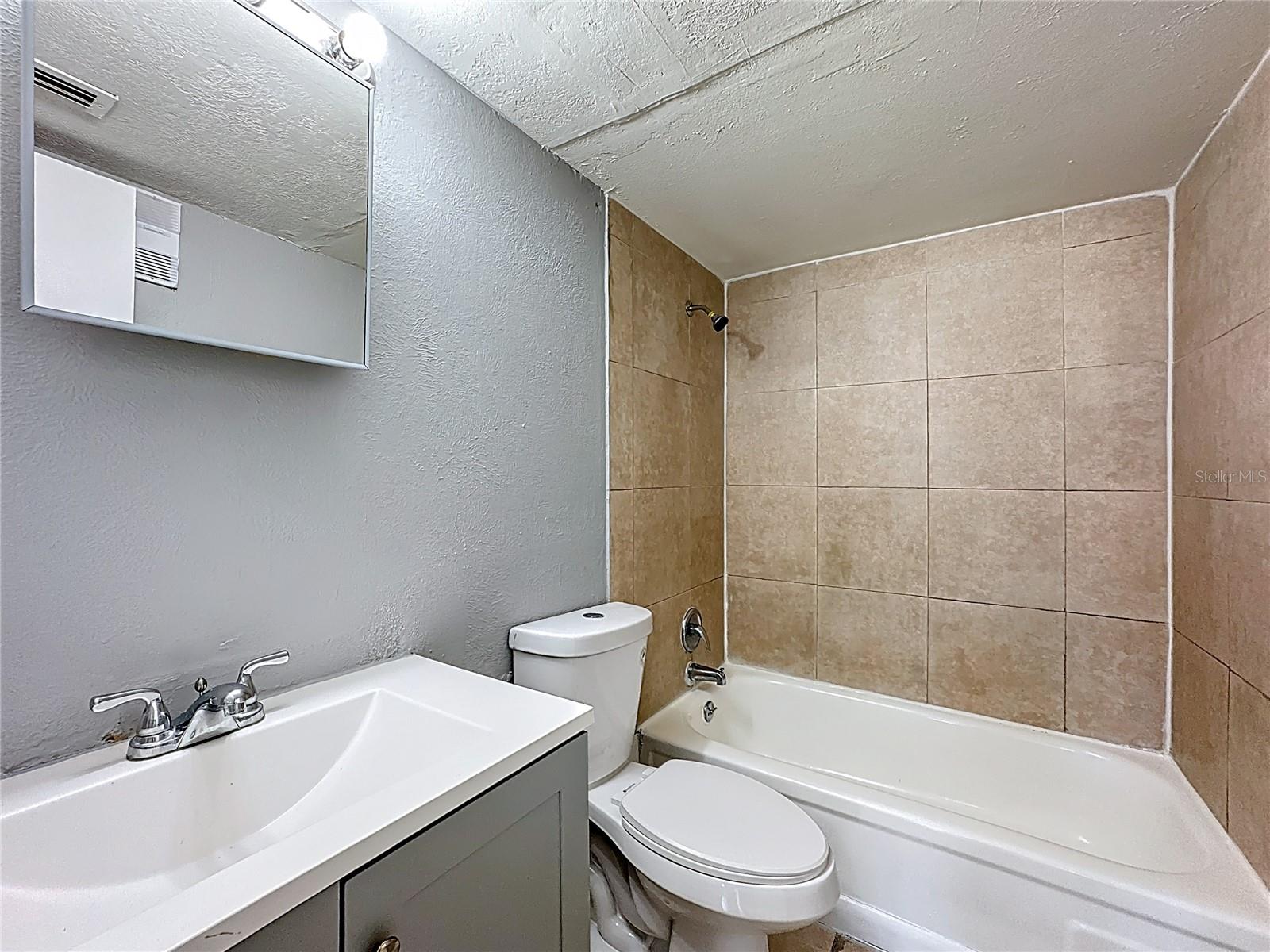 2753 L B MCLEOD ROAD, #D, Orlando, FL 32805
