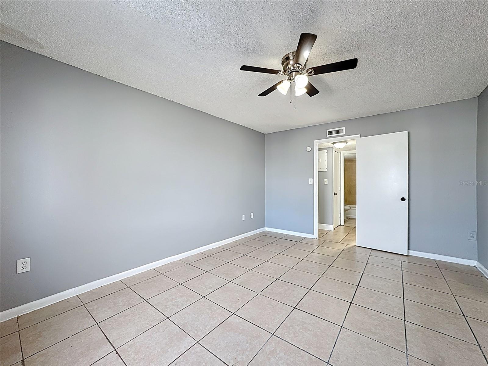 2753 L B MCLEOD ROAD, #D, Orlando, FL 32805