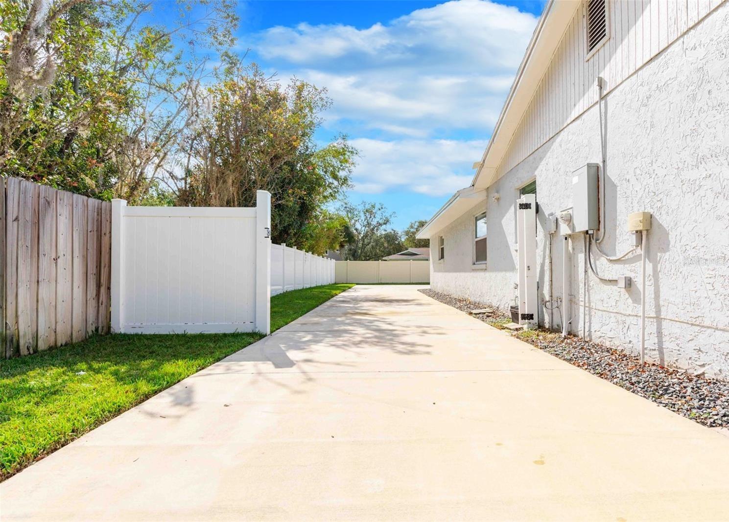 8144 BANYAN BOULEVARD, Orlando, FL 32819