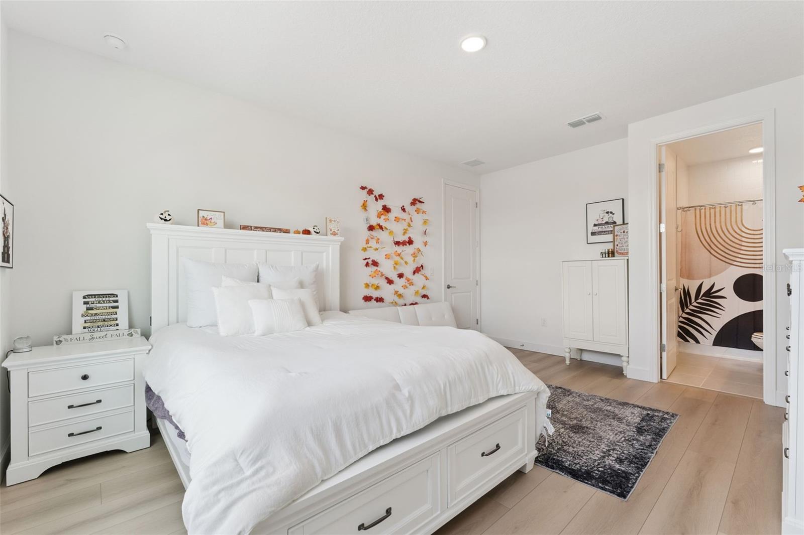 Upstairs Bedroom 1 w Private Ensuite