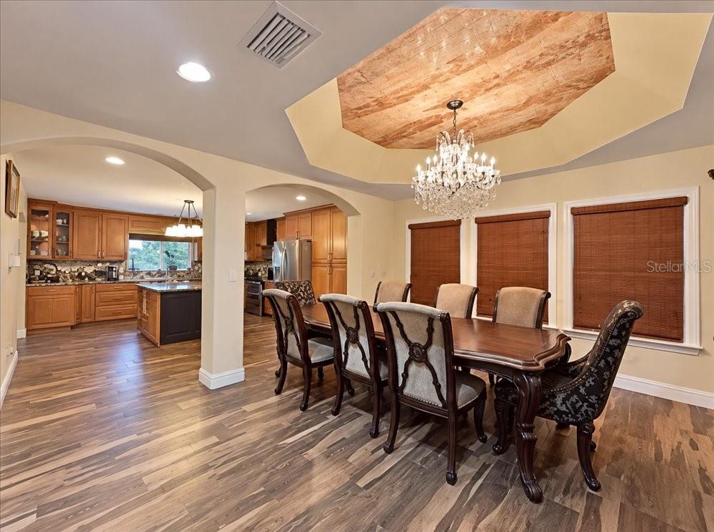 Dinning Room & Kitchen Dinning Room & Kitchen