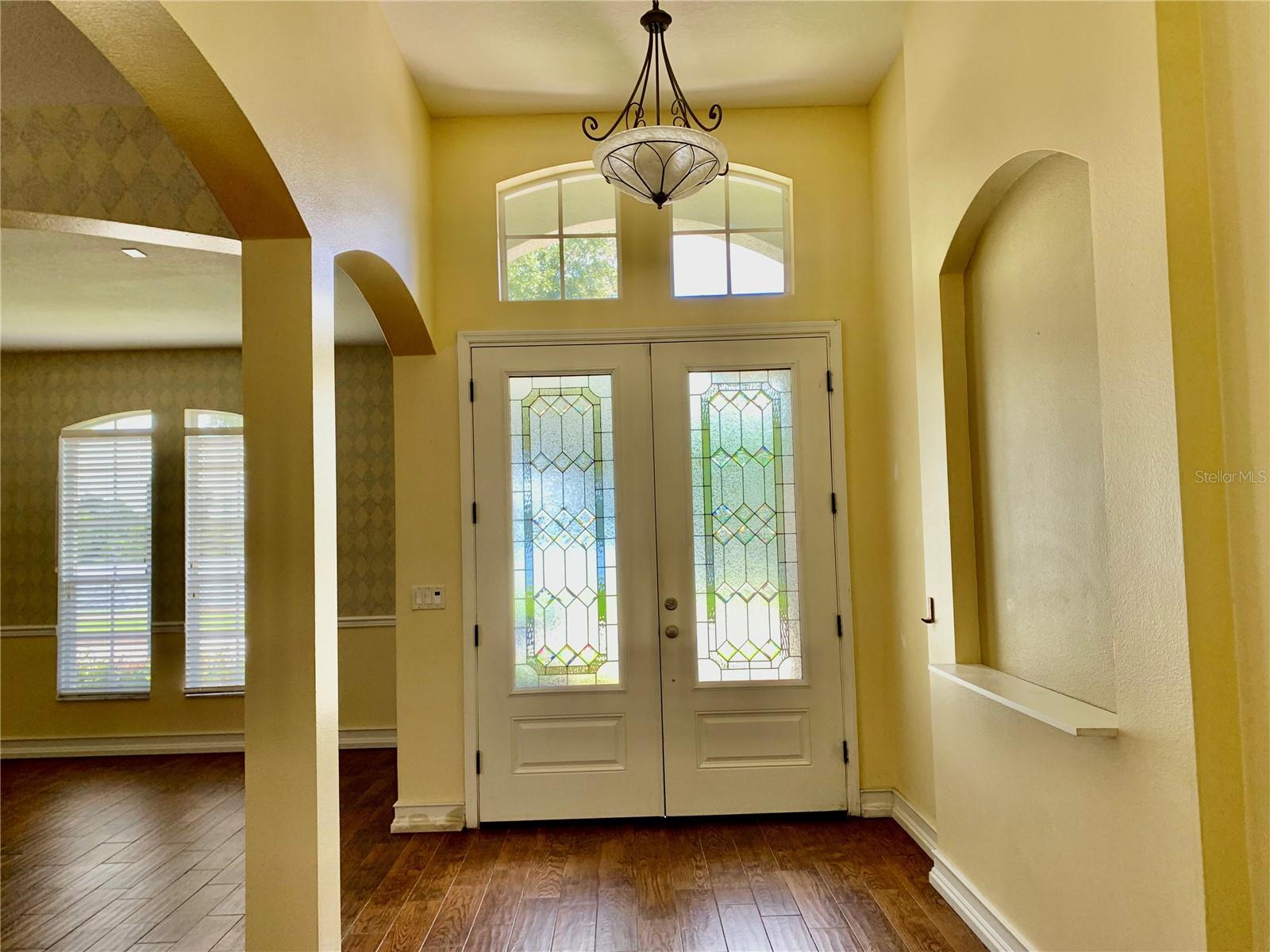 ENTRY FOYER