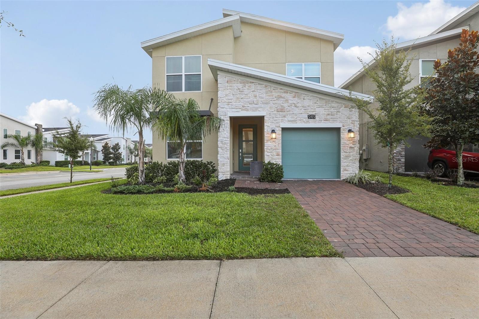 949 LEADER STREET, Davenport, FL 33896