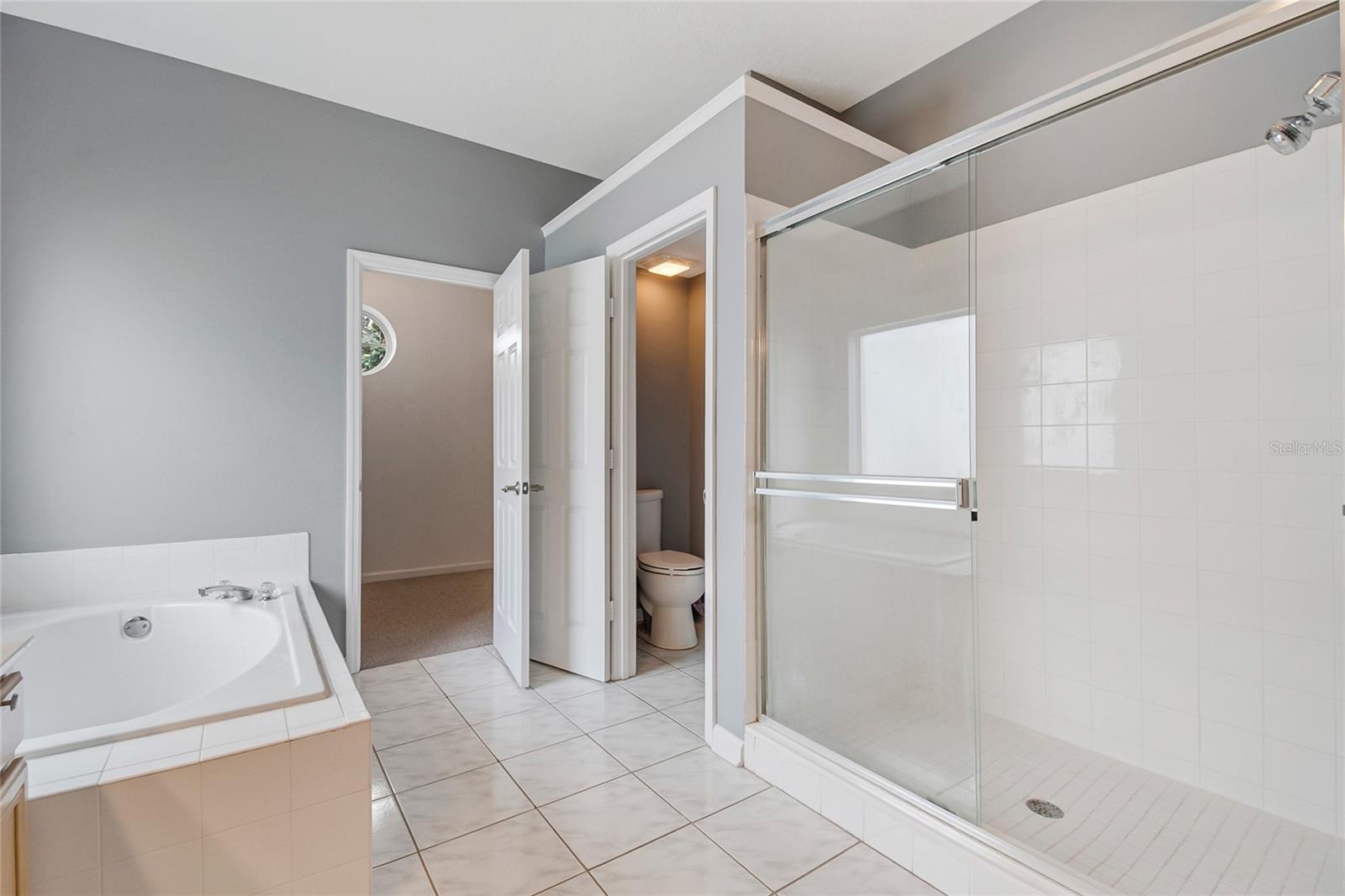 Primary Bathroom, Shower