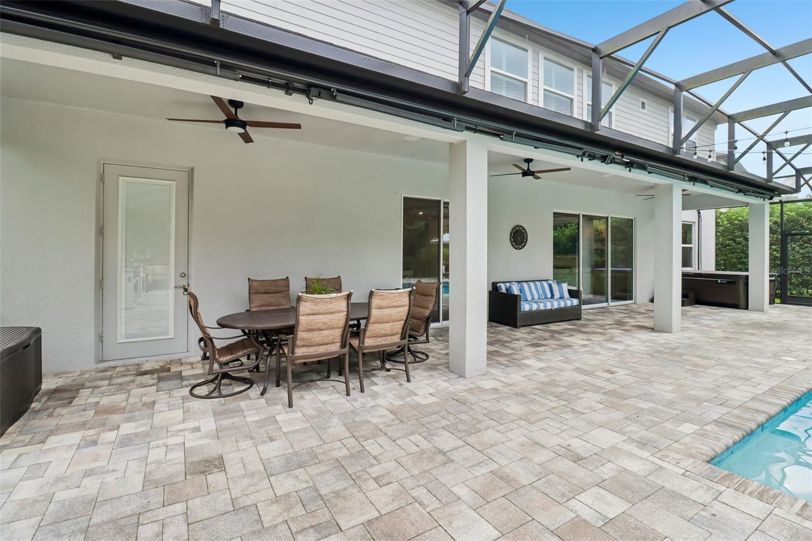 Enjoy the lanai any time of day!