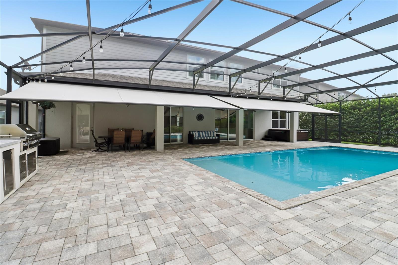 Beautiful & spacious pool deck