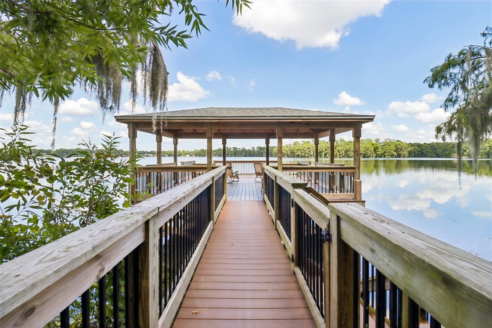 Access to Lake Howell
