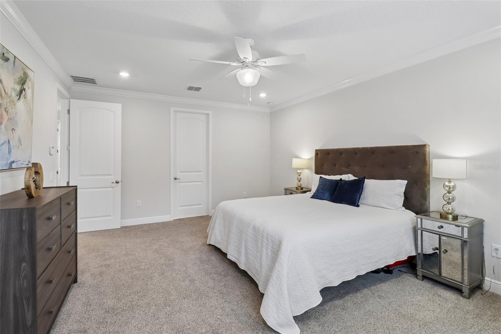Spacious upstairs suite