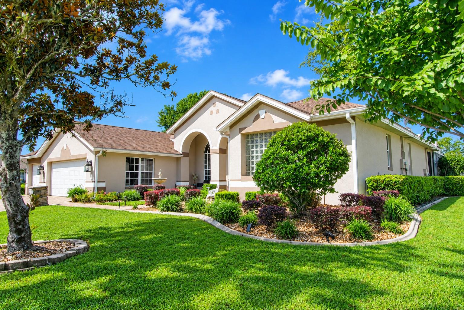 9036 LAUREL RIDGE DRIVE, Mount Dora, FL 32757