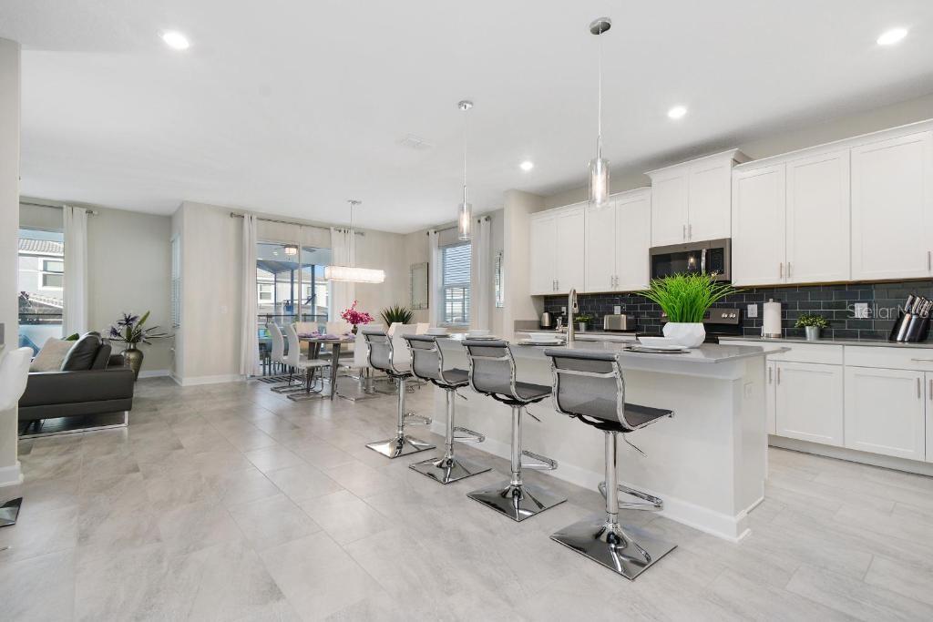 1585 MULLIGAN BOULEVARD, Davenport, FL 33896