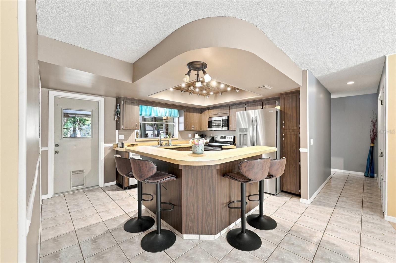 8582 CEDAR COVE DRIVE, Orlando, FL 32819