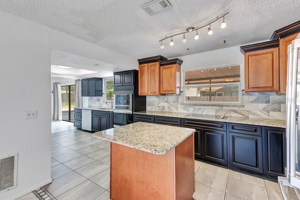 7517 QUAIL RUN COURT, Orlando, FL 32819