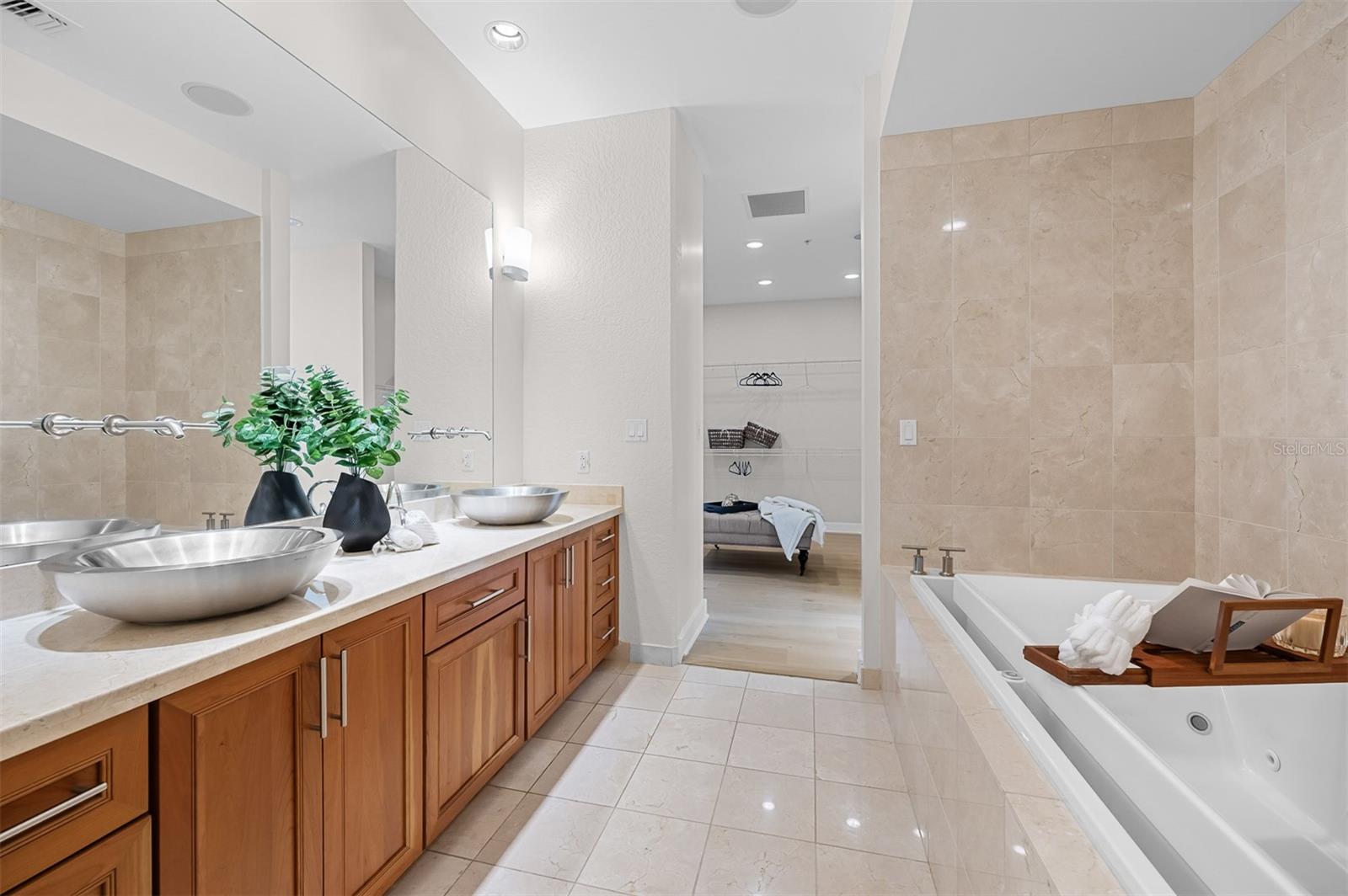 150 E ROBINSON STREET, #3503, Orlando, FL 32801
