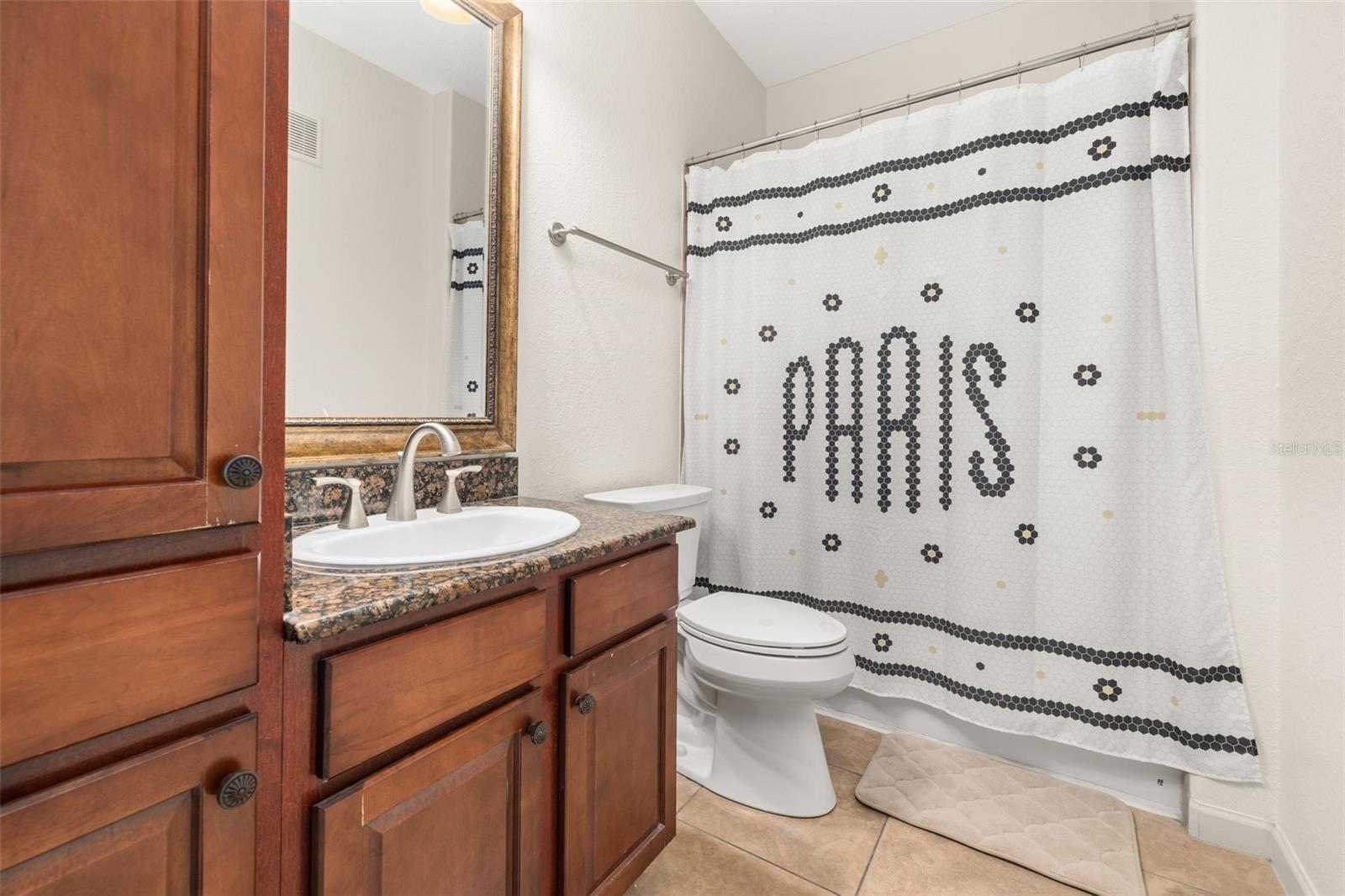Bedroom 3's bathroom that can also  be used by day guests