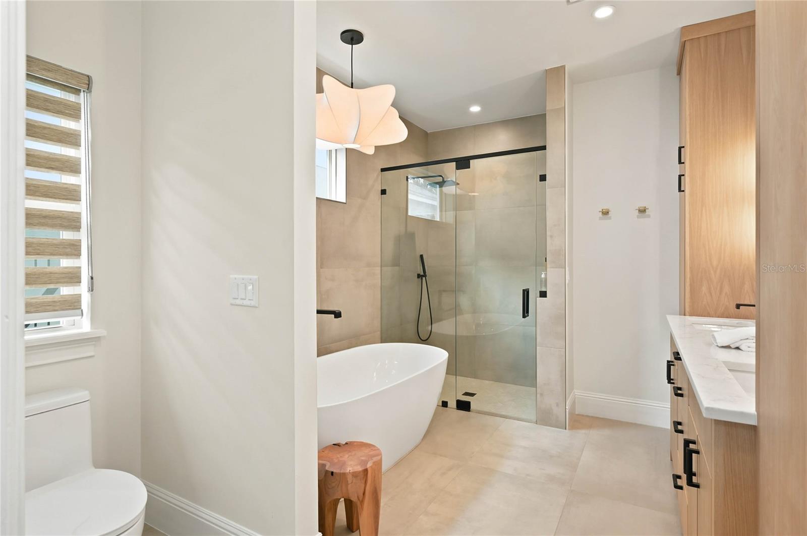 Brand new stunning Owners spa style bath