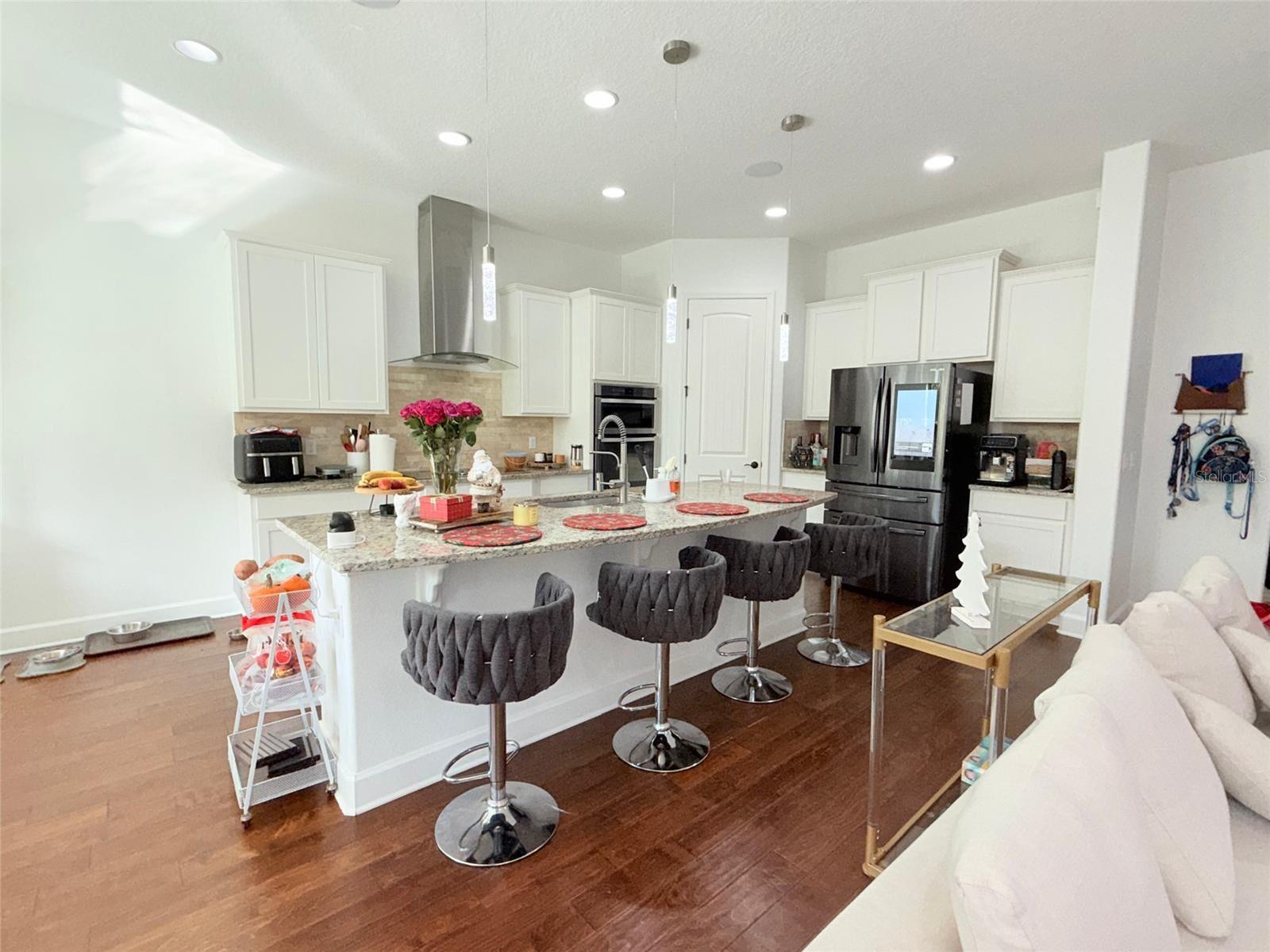 9277 ROYAL ESTATES BOULEVARD, Orlando, FL 32836 9277 ROYAL ESTATES BOULEVARD, Orlando, FL 32836