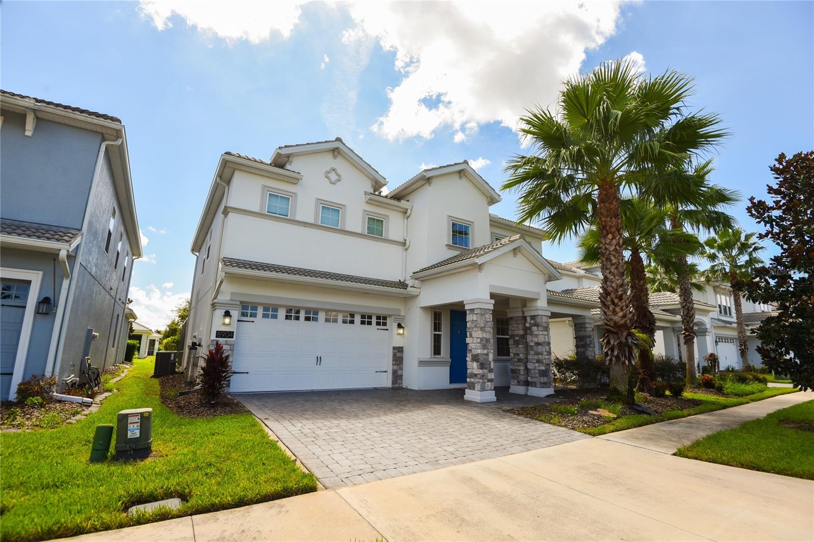8904 LEADER BOARD LANE, Davenport, FL 33896 8904 LEADER BOARD LANE, Davenport, FL 33896