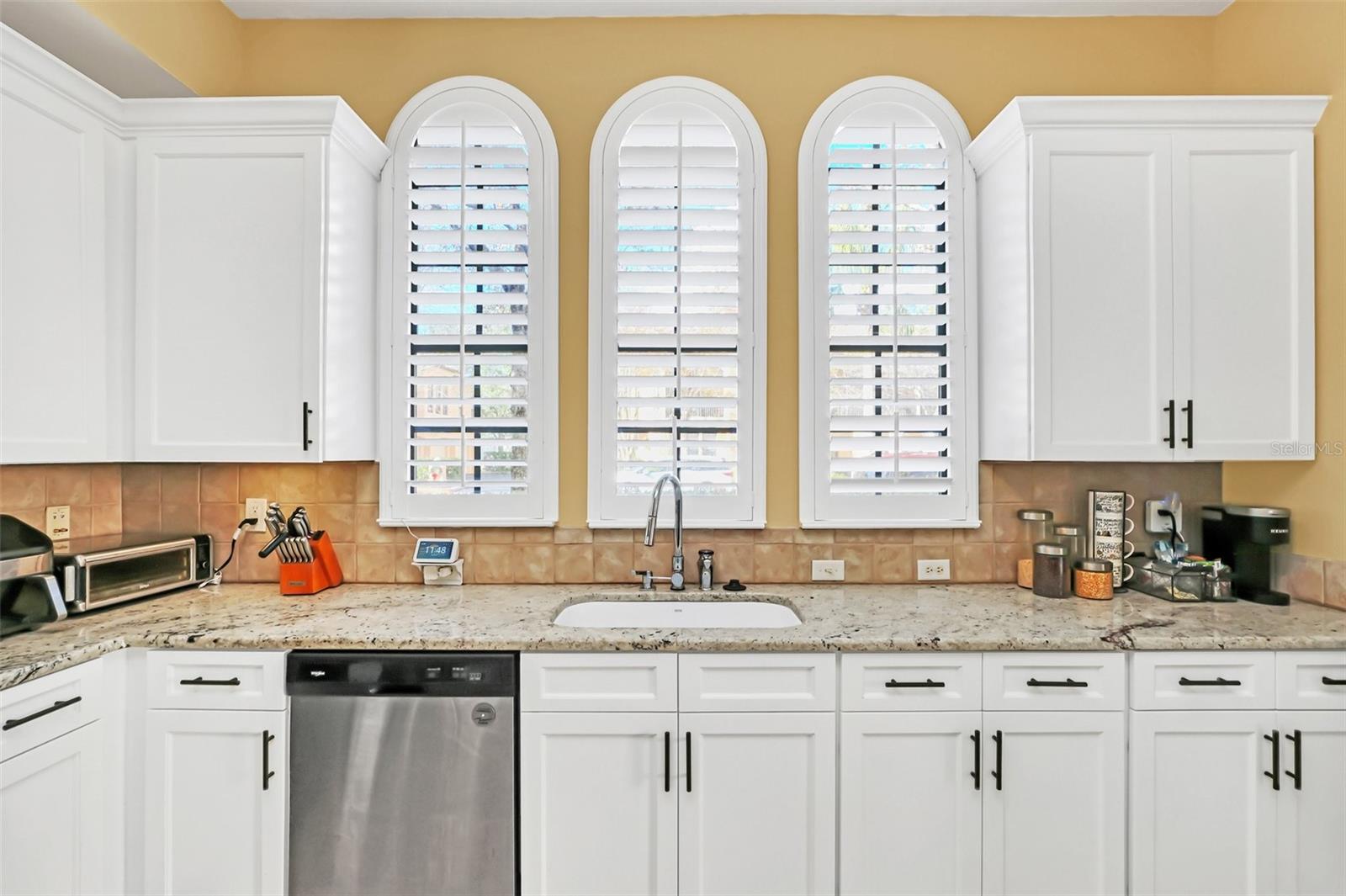 Palladium Style Windows