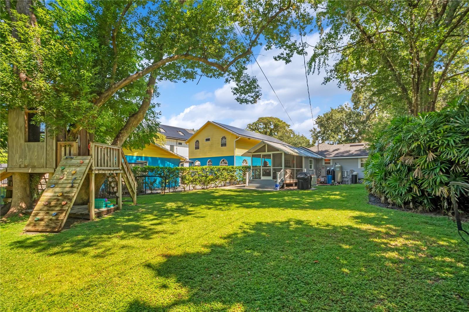 628 FOREST STREET, Windermere, FL 34786