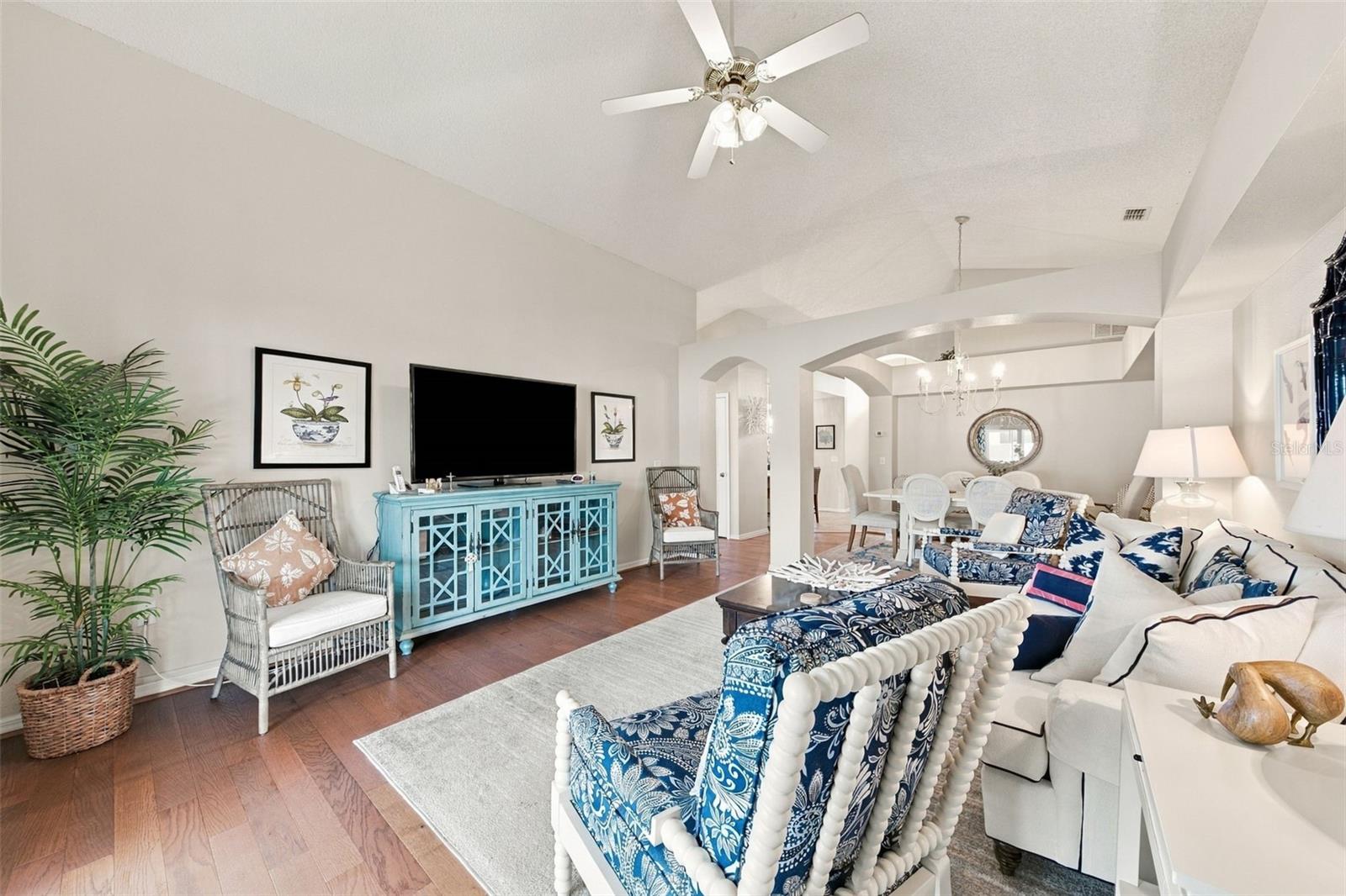 1022 CHALLENGER AVENUE, Davenport, FL 33897