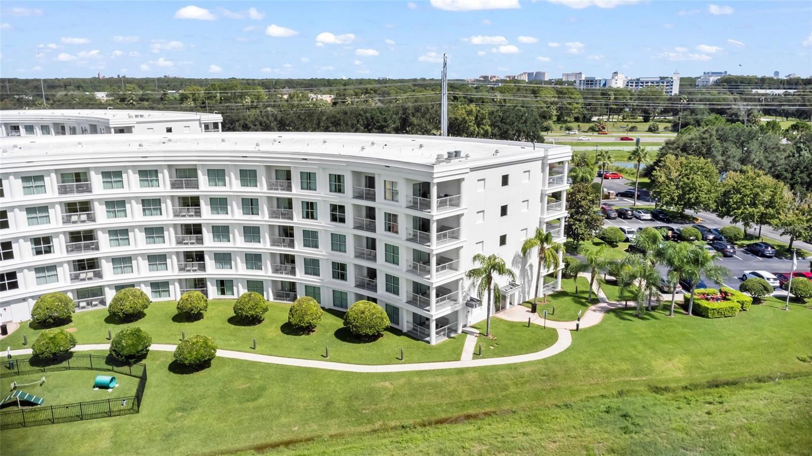 225 CELEBRATION PLACE, #427, Celebration, FL 34747 225 CELEBRATION PLACE, #427, Celebration, FL 34747