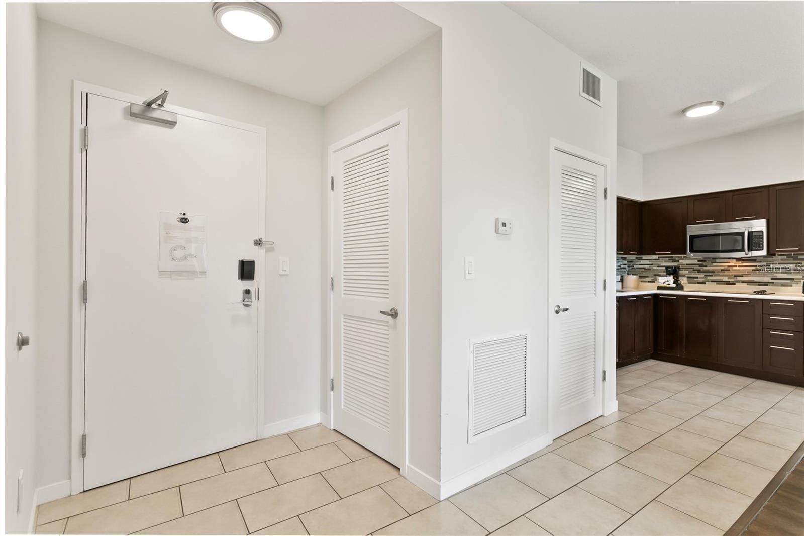 225 CELEBRATION PLACE, #427, Celebration, FL 34747 225 CELEBRATION PLACE, #427, Celebration, FL 34747