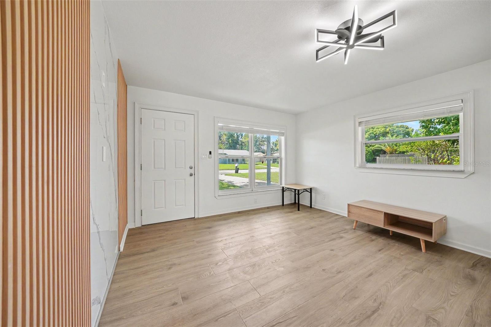 506 CAMBRIDGE CIRCLE, South Daytona, FL 32119